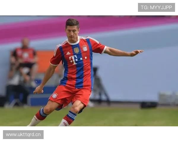 莱万多夫斯基巅峰赛季单赛季进球纪录含金量分析